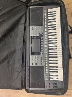 Yamaha psr s 770