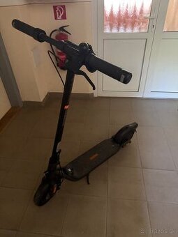 Ninebot by Segway KickScooter F2
