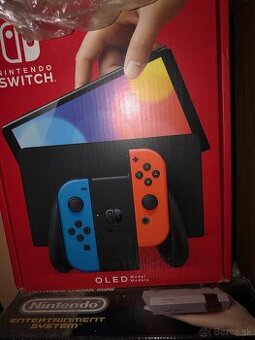 predam Nintendo Switch OLED v dobrom stave