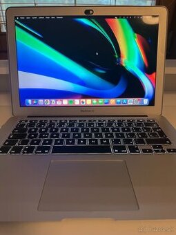 MacBook Air 13" (2017)