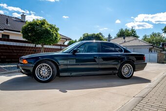 BMW 735i e38