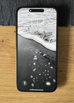 iPhone 16 Plus