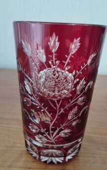 Starožitný sklenený pohár