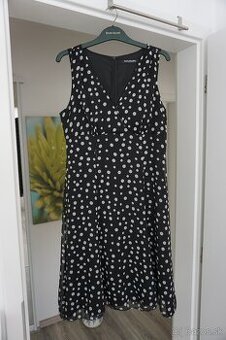 Saty s bodkami, Betty Barclay