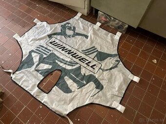 Predam plachtu na branku