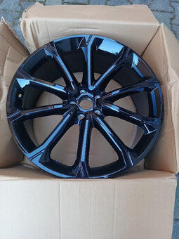 Nové alu kolo 21 orig. Audi RSQ3 r.v. 2019-2025