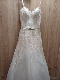 Svadobné šaty