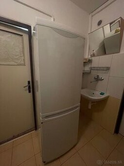 Chladnička s mrazničkou