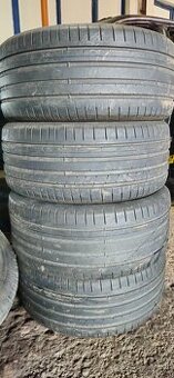 Dunlop 245/40R18