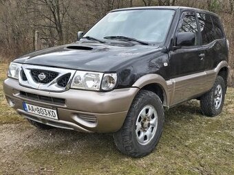 Nissan Terrano II 2.7