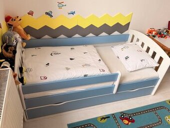 Detska postel