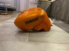 Yamaha MT03 palivová nádrž