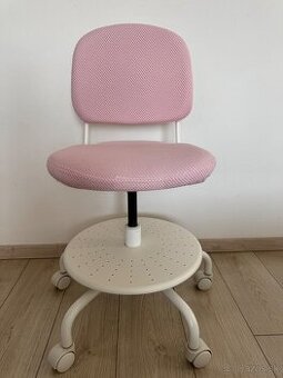 Detská otočná stolička Ikea
