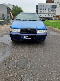 Predam Škoda Octavia 1.6 benzín 55kw