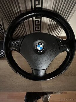 Bmw multifunkčný volant