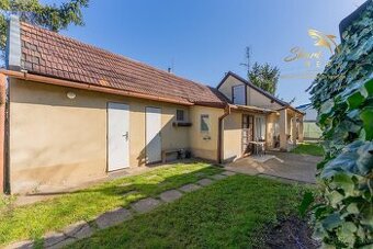 REZERVOVANÉ - VEĽKÝ POZEMOK so záhradou, RODINNÝ DOM S PRÍST