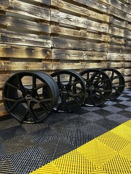 Audi RS3, 8Y - orig. ALU disky 5x112 R19