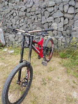 Horský bicykel rock machine cyclone 90