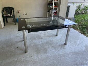 Sklennený stôl 150x90
