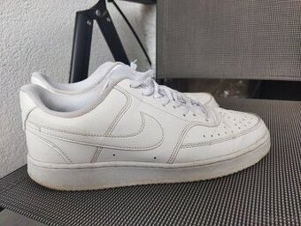 Nike court Vision
