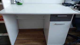 Študentský nábytok