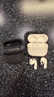 Apple AirPods 4
