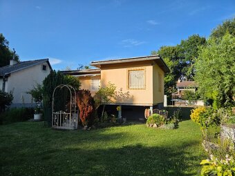 1-izb. chatka v chatovej oblasti Lábske jazero - Láb