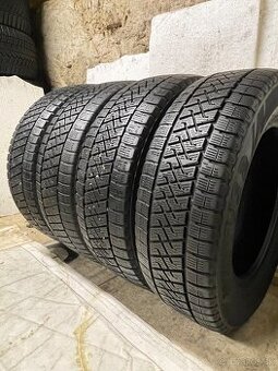 Lassa 215/65 R16C zimné