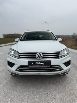 Volkswagen Touareg Facelift 2015 197KW