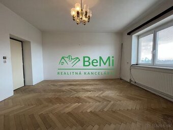 Predaj  veľký 3 izbový byt  - LEVICE (088-113-MIJKa)