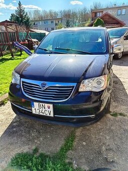 Lancia Voyager platinum