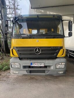 Mercedes Axor s hydraulickou rukou