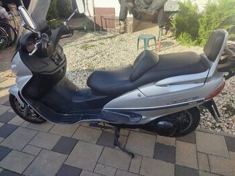 Suzuki 400