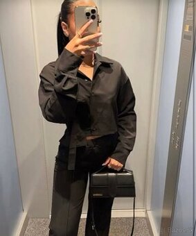 Jacquemus čierna kabelka