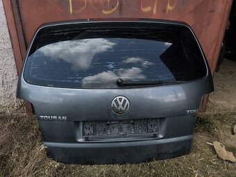 Volkswagen Touran kufrové dvere