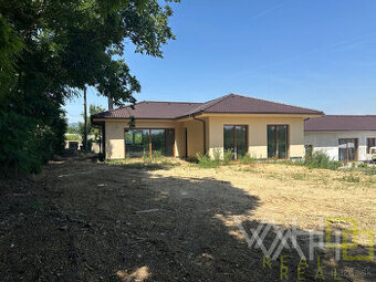 SKOLAUDOVANÁ NOVOSTAVBA 4 izb. RD bungalov, pozemok 762m2, K