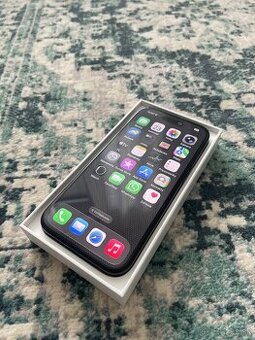 Predam iPhone 15 125GB – ako novy, 94 % bateria