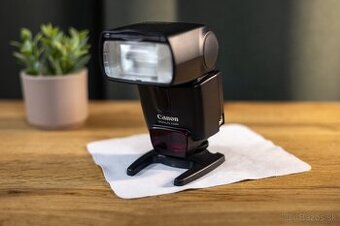 Canon Speedlite 430EX + batérie (top stav)