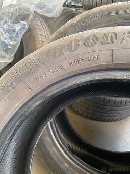 Goodyear 215/55/R17 94V