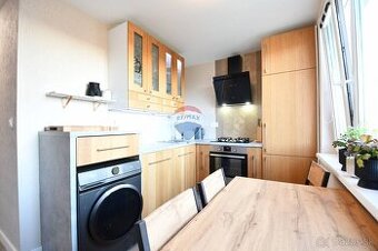 PREDAJ, 1-izbový byt, Kežmarok, Ul. Severná, 41,74 m2