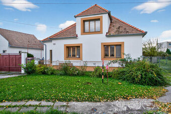 Bosen Group Vám ponúka na predaj exkluzívne vidiecky rodinný