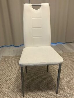 Predám jedálenské stoličky