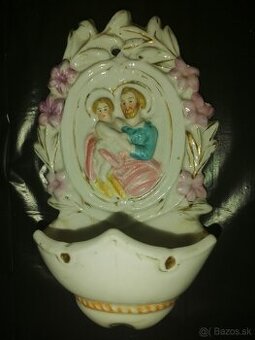 Porcelánová svätenička.
