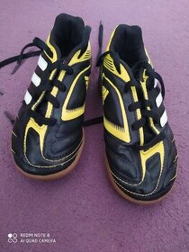 Chlapčenské halovky Adidas - 1