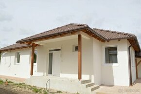 Predaj moderného 4i rodinného domu, pozemok 544 m2, Hegyesha - 1