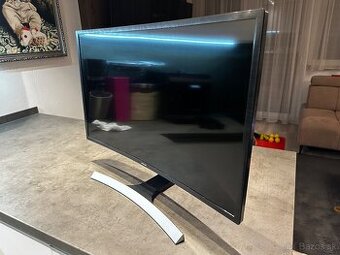 Herný monitor Samsung 32” zahnutý