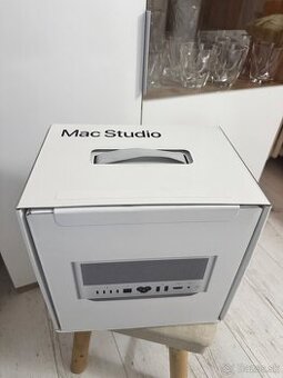 Apple Mac Studio M1 ULTRA