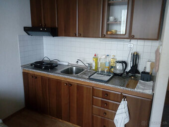 Prenajmem plne zariadenú garsónku v centre mesta
