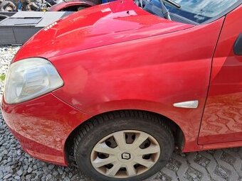 Predam soferov blatník na Renault Thália 1.2 55kw rok2011