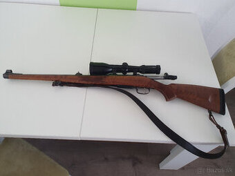 Guľovnica ČZ 550 FS